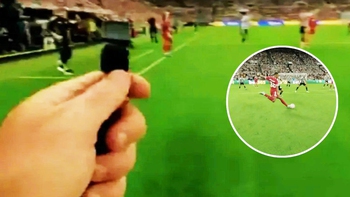 Camera trên người trọng tài khiến khán giả Ngoại hạng Anh 'hoa mắt chóng mặt'