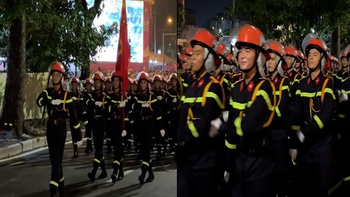 Cô gái năn nỉ Khối Cảnh sát Phòng cháy chữa cháy 'dập lửa cho em'