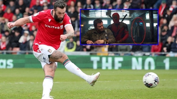 CLB bóng đá Anh Wrexham chia tay tiền đạo từng đóng phim Deadpool