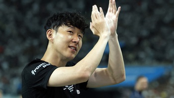 Tài tử Park Seo Joon: Hàn Quốc mất ngủ khi biết Son Heung Min chia tay Tottenham