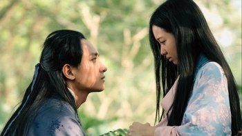 Khế ước bán dâu đối đầu The Conjuring Nghi lễ cuối cùng