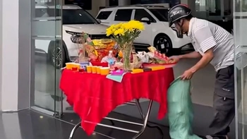 Video hài nhất tuần: Ông chú giật cô hồn lịch sự nhất rằm tháng bảy