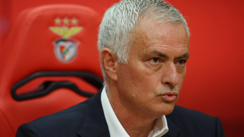 Jose Mourinho hứa sẽ ‘bớt ích kỷ’ khi trở lại Benfica