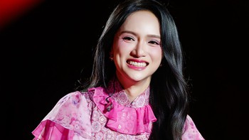 Hương Giang thi Miss Universe: Từ nhà sản xuất thành thí sinh, hợp luật nhưng lạ đời