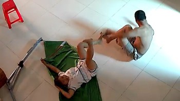 Chồng bật chế độ 'tốc biến' khi làm vợ ngã