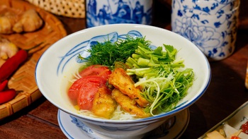 'Đẹp không tì vết' nhà hàng tôn vinh ẩm thực Việt trong resort 5 sao bên bờ biển Đà Nẵng