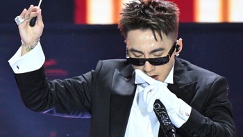 Sơn Tùng M-TP đầy tự tin trong đoạn rap 2 phút: 'Flop quá thì cứ ghi tên anh vào'