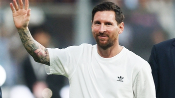 Được Messi nhắc tên, cổ phiếu tập đoàn nước giải khát tăng 12,9 tỉ USD