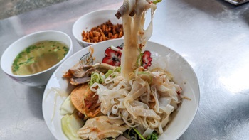 Phở chua