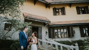 Tiệc cưới trong sân vườn biệt thự Pháp cổ