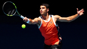 Carlos Alcaraz đánh cược 'gấp đôi' cho mảnh ghép Grand Slam còn thiếu