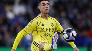 Cristiano Ronaldo vẫn vô địch kiếm tiền trong năm 2025