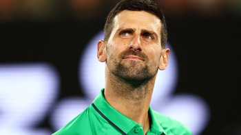 Djokovic tố Alcaraz ‘sao chép’ cú giao bóng nên đòi chia tiền thưởng Úc mở rộng