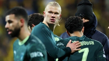 Thua sốc ở Champions League, dàn sao Man City góp tiền hoàn vé cho CĐV