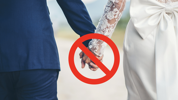 Cô gái trả nợ bằng một... đám cưới