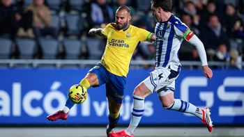 Kirian Rodriguez ghi bàn trở lại sau một năm tái phát ung thư