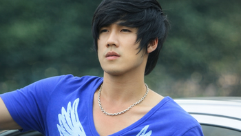 Khánh Phương: Ca sĩ quen mặt trên sàn chứng khoán hơn sân khấu