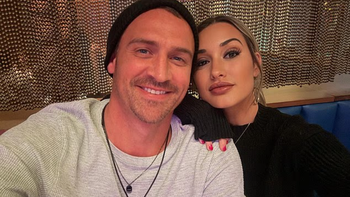 Huyền thoại Ryan Lochte bán huy chương Olympic để ‘làm lại cuộc đời’