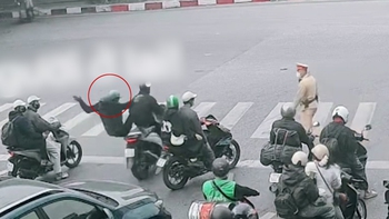 Xe đi người ở lại