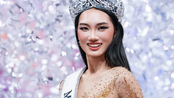 Showbiz có bao nhiêu cái group nói xấu nhau?
