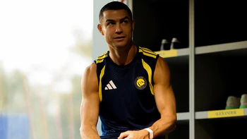 Tự ý rời tuyển Bồ Đào Nha, Ronaldo bị phạt như ‘phủi bụi’