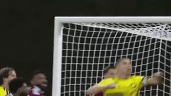 Ronaldo có bàn thắng ‘ma’ trên đường chạm mốc 1.000?