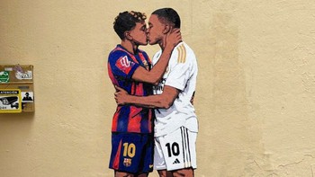 Bức tranh Yamal hôn Mbappe gây náo loạn trước trận El Clasico