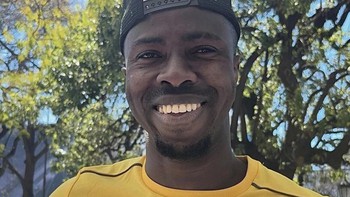 Tuyển thủ Benin thề phải xin được áo Messi