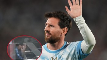 Messi khóc suốt từ đường đến sân