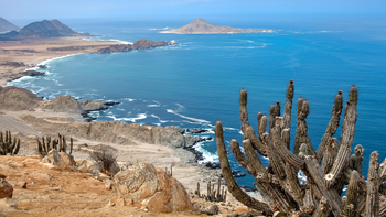 Vì sao nhiều sa mạc lại giáp đại dương?