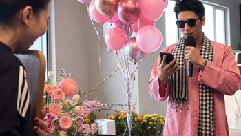 Chồng đầu bếp mặc áo bà ba, hát cải lương mừng tuổi mới Ngô Thanh Vân