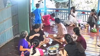 Nghe nói có mâu thuẫn từ trước