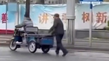 Đúng người đúng thời điểm