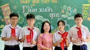 Từ nỗi lo ‘nghiện’ điện thoại, cô giáo Nha Trang tạo cuộc thi ảnh Tết kéo học sinh gần lại gia đình