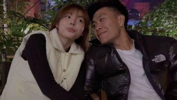 Ảnh Lý Đức nắm chặt tay 'hot girl bắn súng' có phải là thật?