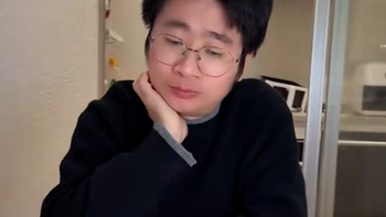 Chồng bất lực với cô vợ mưu mô