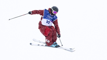 VĐV trượt tuyết Olympic mùa đông gắn vi chip vùng nhạy cảm để chống gian lận