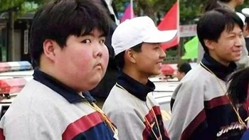 'Thánh meme' Trung Quốc đình đám một thời giờ ra sao?