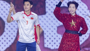 'Ngại hết cả Đình Bắc' khi lần đầu nhảy trên sân khấu