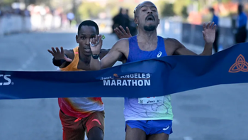 Thắng bại ở Marathon Los Angeles quyết định bằng 1% giây
