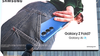 Samsung tăng tốc trong cuộc đua smartphone AI