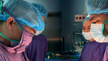 Mắc ung thư tinh hoàn có đồng nghĩa với mất tinh hoàn?