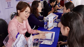 Nhân lực chất lượng cao: Cần cả hệ sinh thái, không chỉ đào tạo