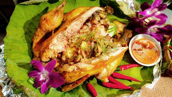 Gà nướng đất sét