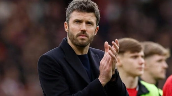 Michael Carrick tạo dấu mốc đặc biệt cho Man Utd tại Ngoại hạng Anh