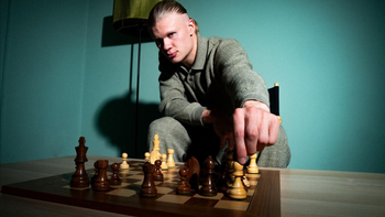 Haaland đầu tư vào giải cờ vua có tiền thưởng khủng