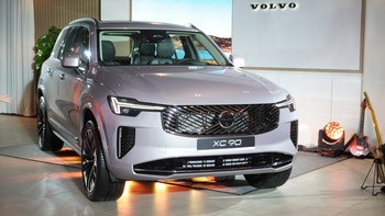Volvo XC90 2026 ra mắt Việt Nam: Giá 3,289 tỉ thấp hơn Lexus RX, màn lớn hơn, giảm sức mạnh