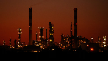 Nhìn lại những cuộc khủng hoảng năng lượng từng làm chao đảo thế giới