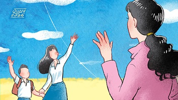 Em dần lớn, chị dần xa