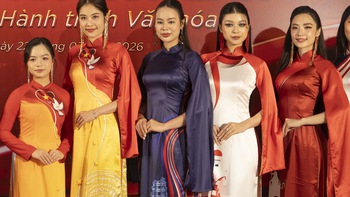 Áo dài Việt Nam trở thành cầu nối với bạn bè ASEAN